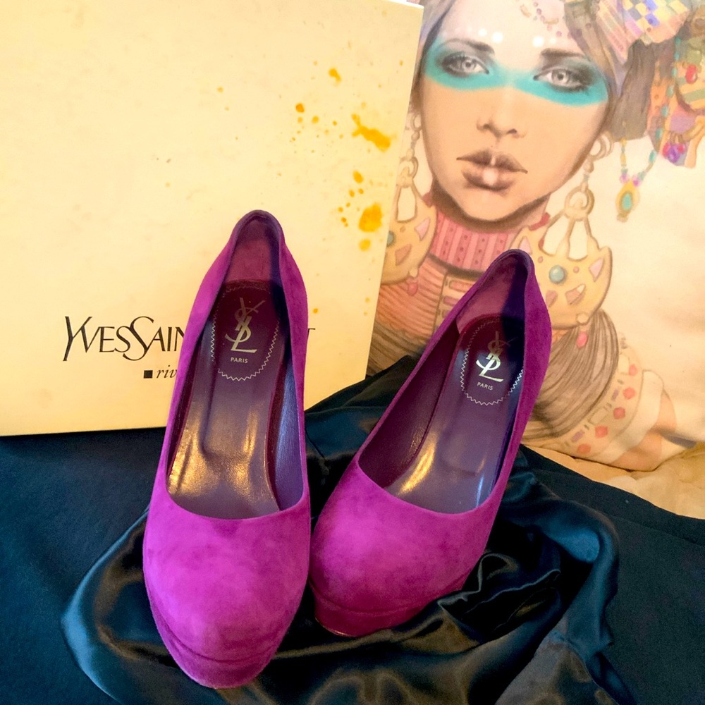 Bought used/new never wore before the one time by me.